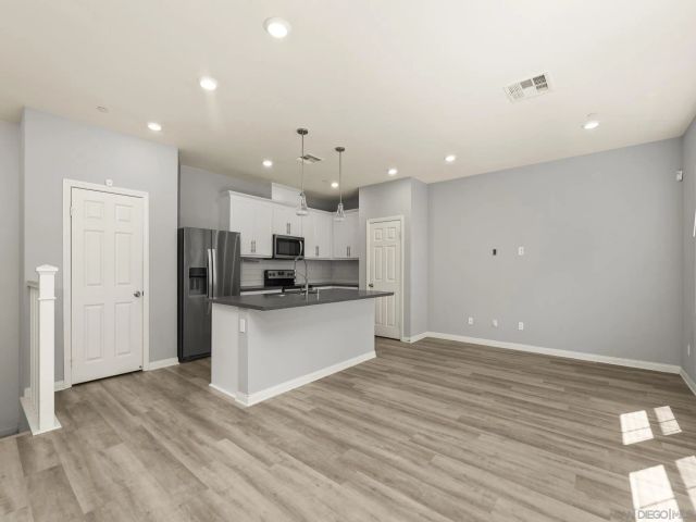 350 Fitzpatrick Road 105, San Marcos, CA 92069