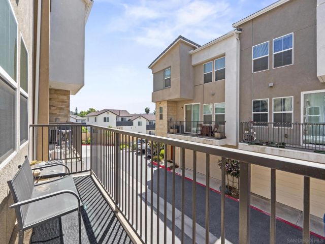 350 Fitzpatrick Road 105, San Marcos, CA 92069