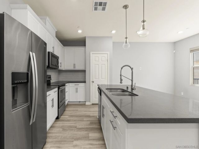 350 Fitzpatrick Road 105, San Marcos, CA 92069