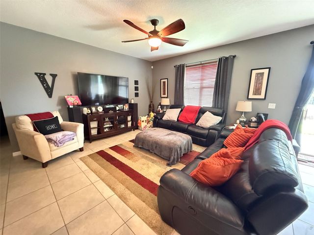 2228 NAPONE LANE, Minneola, FL 34715