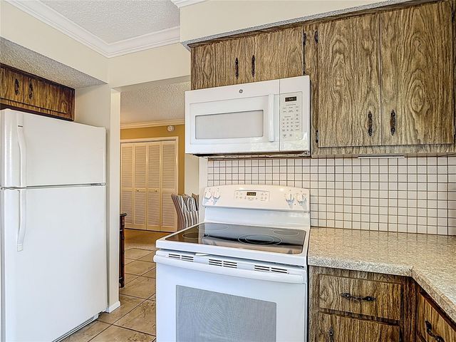 12820 WEDGEWOOD WAY D, Hudson, FL 34667