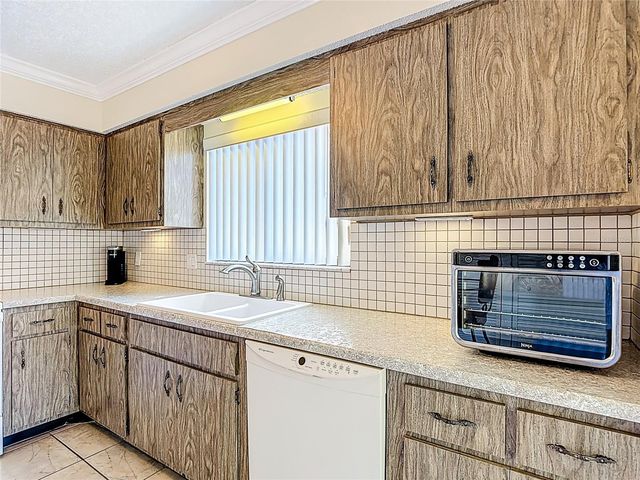 12820 WEDGEWOOD WAY D, Hudson, FL 34667