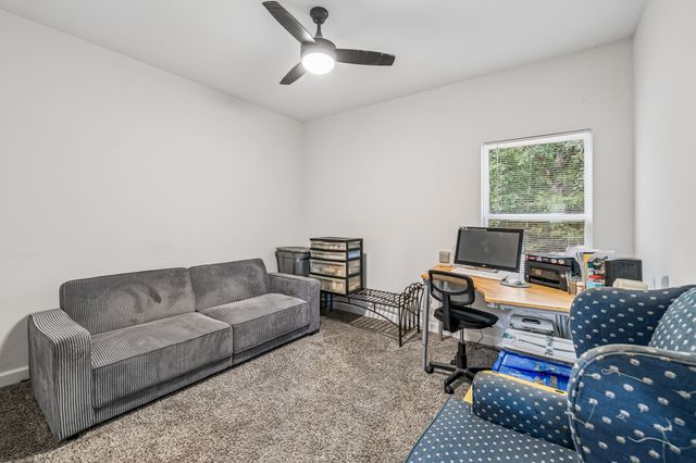 2800 N Hurricane Creek Rd, Mc Ewen, TN 37101