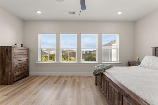 130 Sandy Bend Lane, Summerville, SC 29486