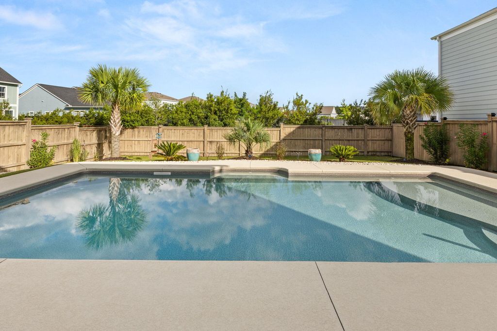 130 Sandy Bend Lane, Summerville, SC 29486