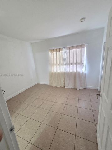 7989 NW 8th St 108D, Miami, FL 33126