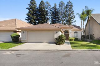 134 Stockdale Circle, Bakersfield, CA 93309