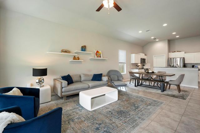 9925 Comely BND, Manor, TX 78653
