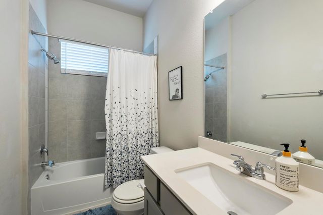 9925 Comely BND, Manor, TX 78653