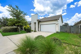 9925 Comely BND, Manor, TX 78653