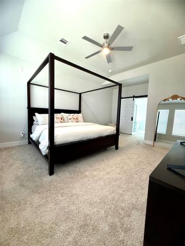 408 Hampton Edge Ln, Waller, TX 77484