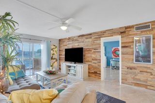 2724 N Garden Drive 302, Lake Worth, FL 33461
