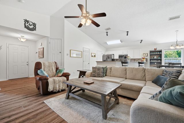 5066 Evergreen Drive, Gulf Breeze, FL 32563