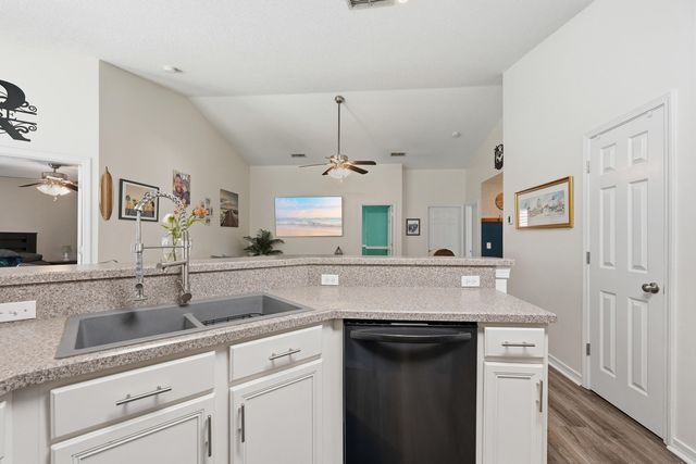 5066 Evergreen Drive, Gulf Breeze, FL 32563