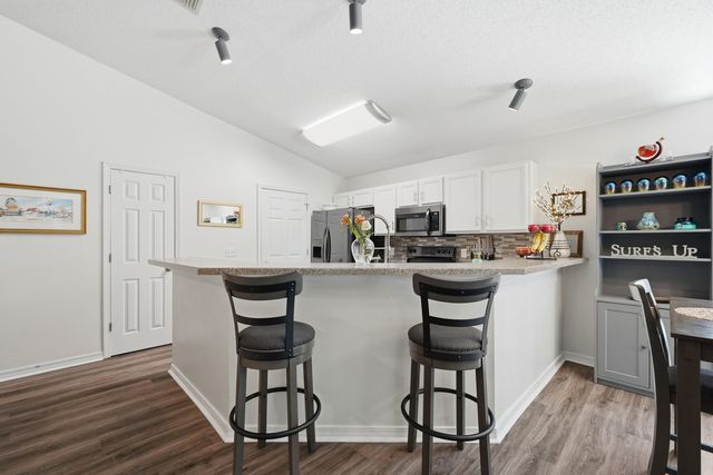 5066 Evergreen Drive, Gulf Breeze, FL 32563