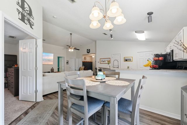 5066 Evergreen Drive, Gulf Breeze, FL 32563