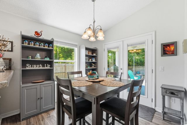 5066 Evergreen Drive, Gulf Breeze, FL 32563