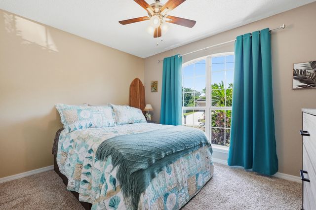 5066 Evergreen Drive, Gulf Breeze, FL 32563