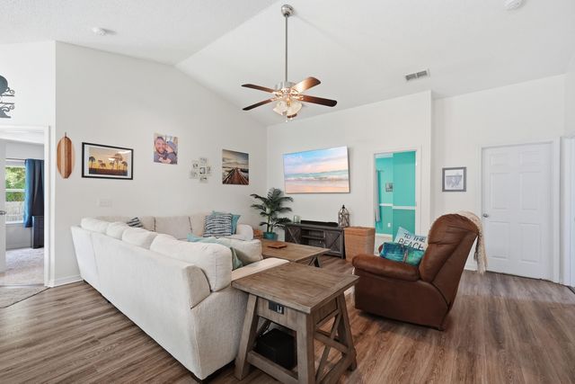 5066 Evergreen Drive, Gulf Breeze, FL 32563
