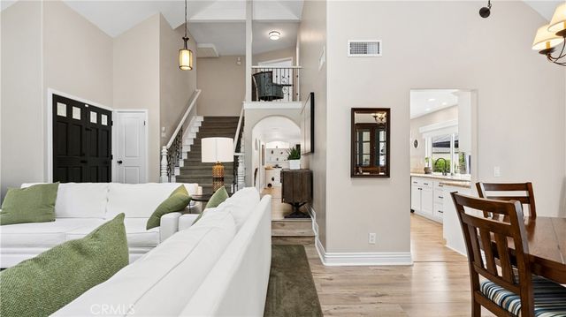 20944 Canterwood, Saugus, CA 91350
