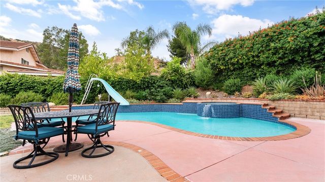 20944 Canterwood, Saugus, CA 91350