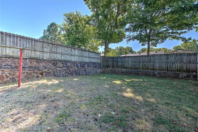 724 N Washington Avenue, Fayetteville, AR 72701