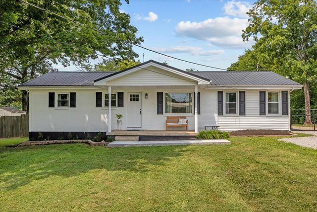 212 Oakhill Dr, Vanleer, TN 37181