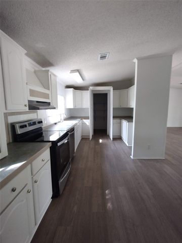 279 Vz County Road 3849, Wills Point, TX 75169