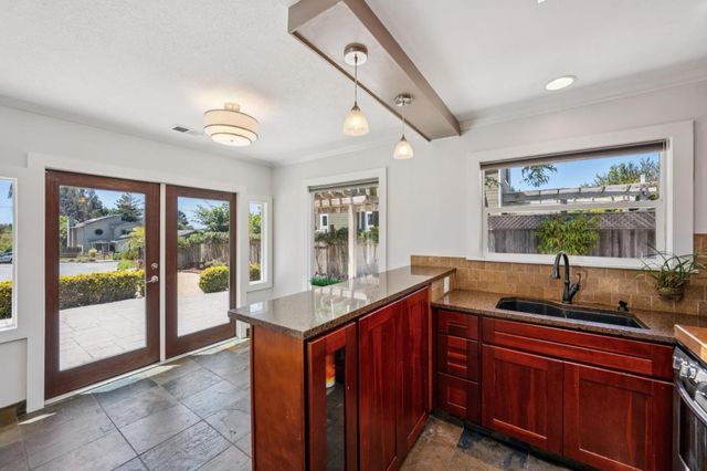 407 Columbus Street, Half Moon Bay, CA 94019