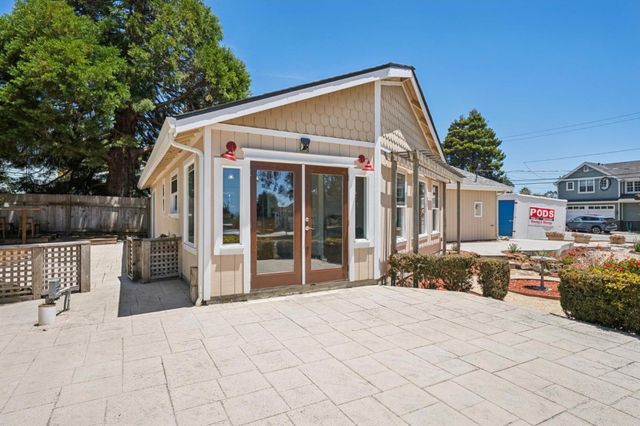 407 Columbus Street, Half Moon Bay, CA 94019