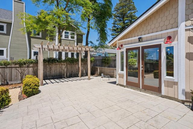 407 Columbus Street, Half Moon Bay, CA 94019