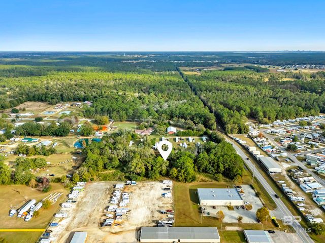 9967 County Road 83, Elberta, AL 36530