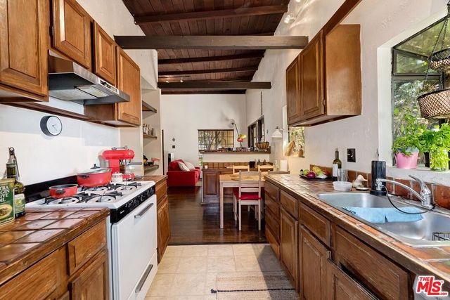 1223 N Ogden Drive, West Hollywood, CA 90046