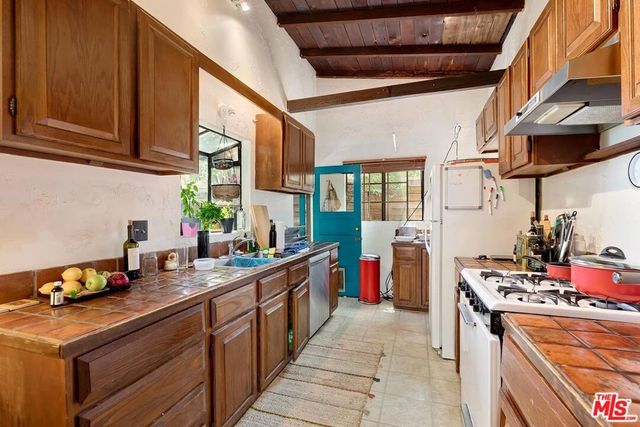 1223 N Ogden Drive, West Hollywood, CA 90046