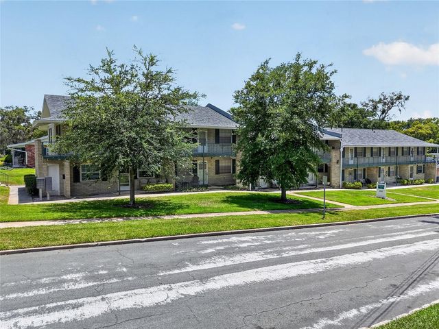 200 E 10TH AVENUE 8, Mount Dora, FL 32757