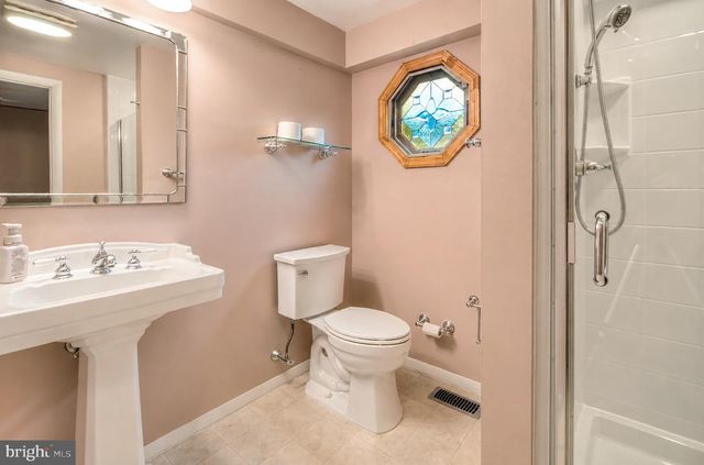 966 N BEECHAM RD, Williamstown, NJ 08094