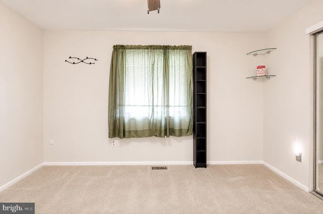966 N BEECHAM RD, Williamstown, NJ 08094