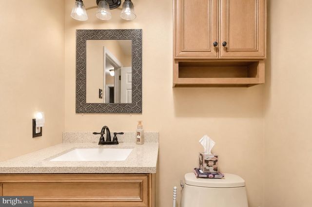 966 N BEECHAM RD, Williamstown, NJ 08094