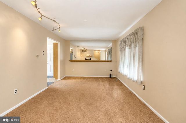 966 N BEECHAM RD, Williamstown, NJ 08094
