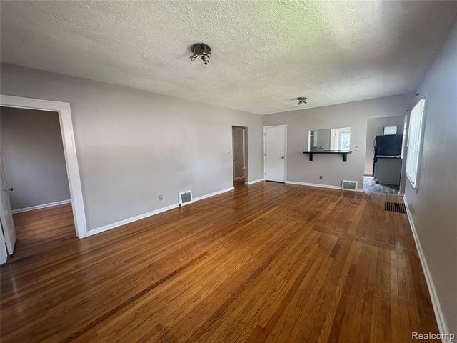 344 Vester Street, Ferndale, MI 48220