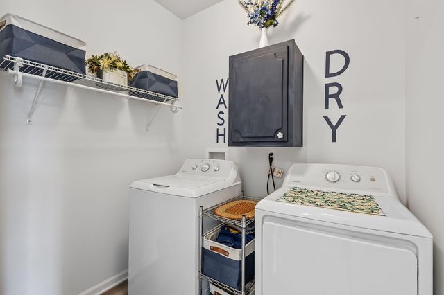 764 Blackstone Court, Kouts, IN 46347