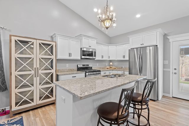 764 Blackstone Court, Kouts, IN 46347