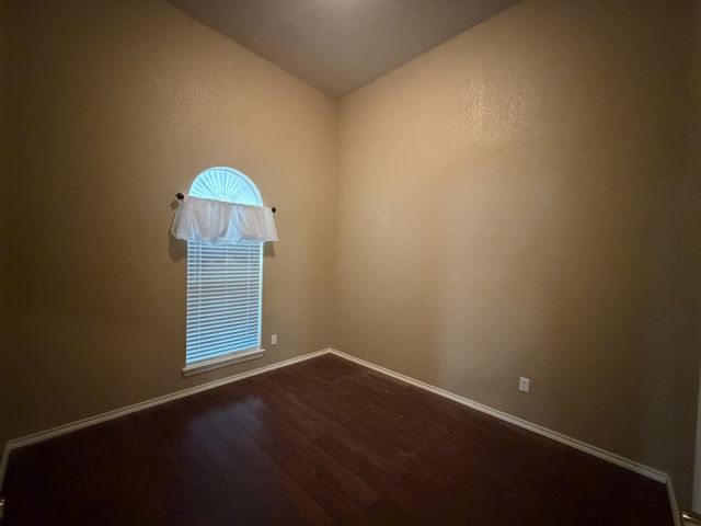 6030 Bentwood Drive, Midlothian, TX 76065