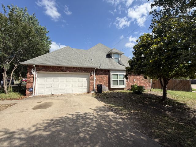 6030 Bentwood Drive, Midlothian, TX 76065
