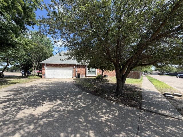 6030 Bentwood Drive, Midlothian, TX 76065