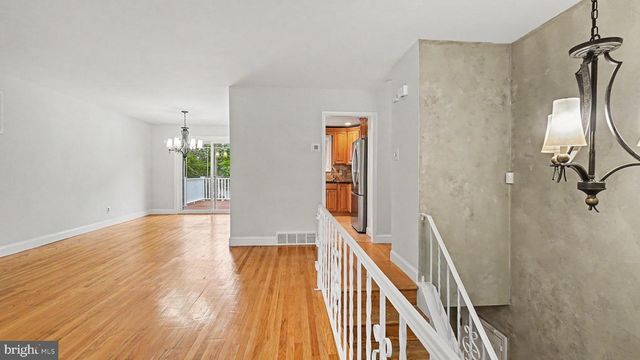 314 COLONIAL DR, Exton, PA 19341