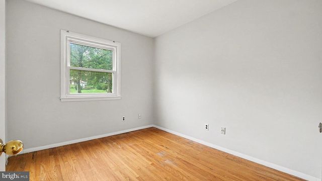 314 COLONIAL DR, Exton, PA 19341