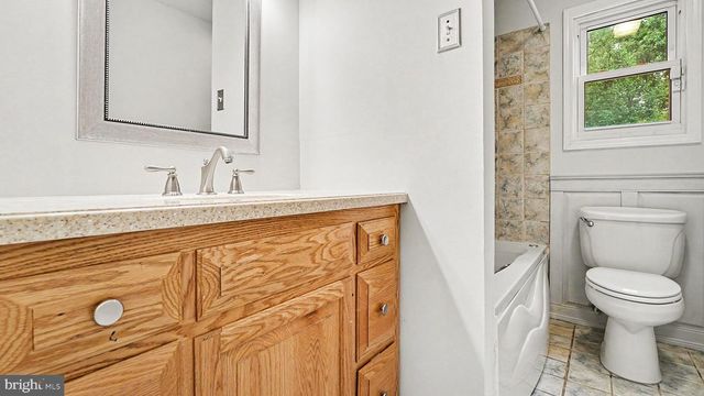 314 COLONIAL DR, Exton, PA 19341