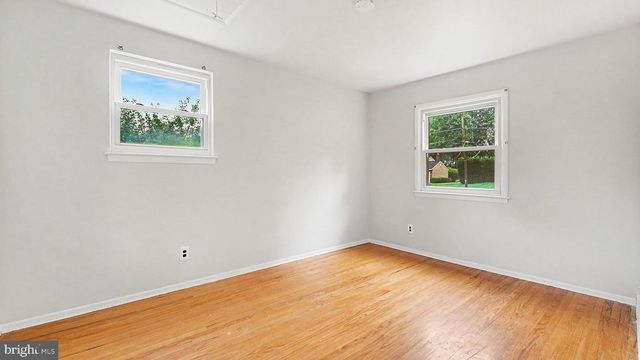 314 COLONIAL DR, Exton, PA 19341