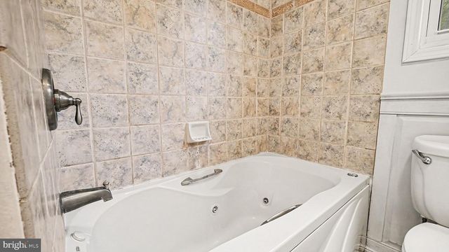 314 COLONIAL DR, Exton, PA 19341